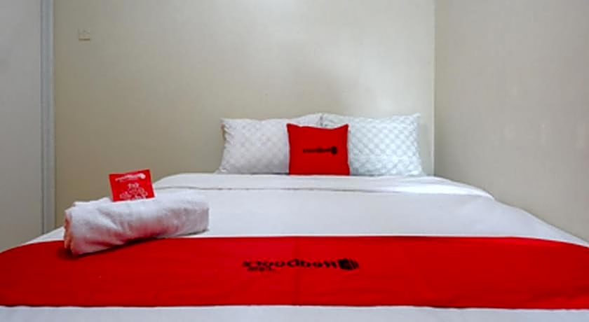 RedDoorz near RSUD Kudus