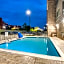 Holiday Inn Express & Suites Dallas North - Addison