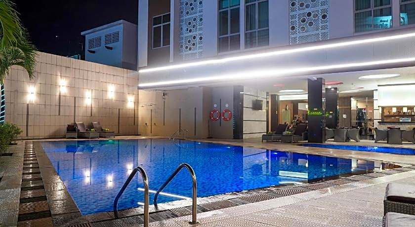 Nagoya Hill Hotel Batam