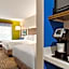Holiday Inn Express & Suites Hayward - Castro Valley by IHG