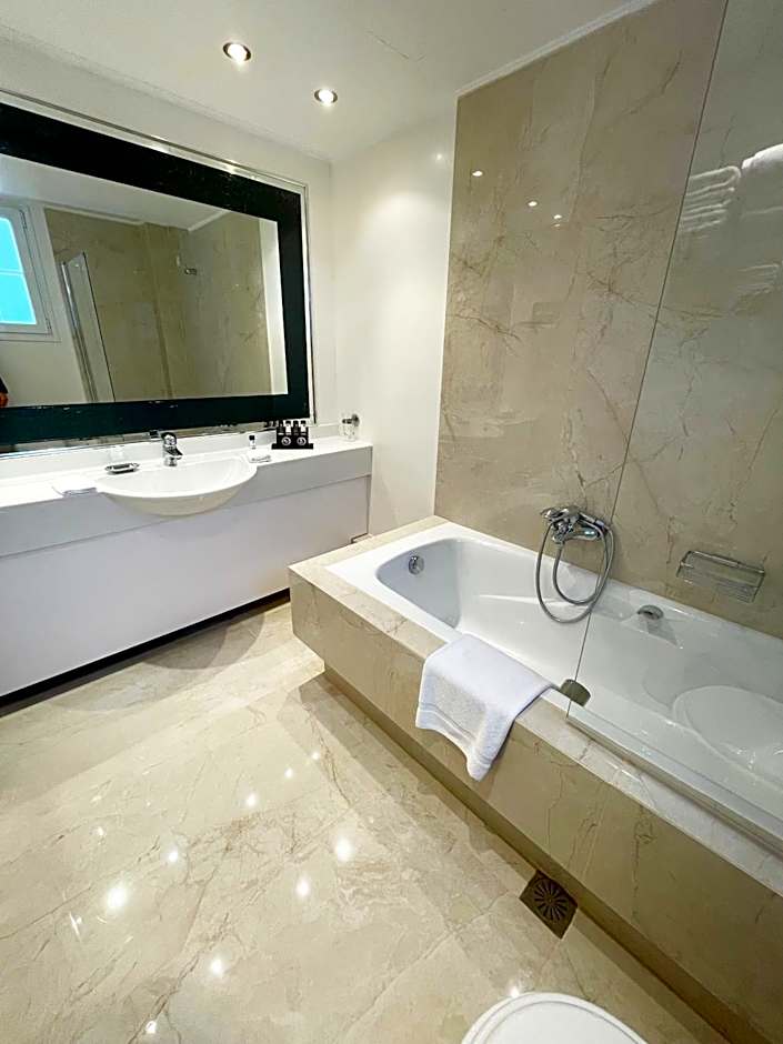 Theoxenia House Hotel