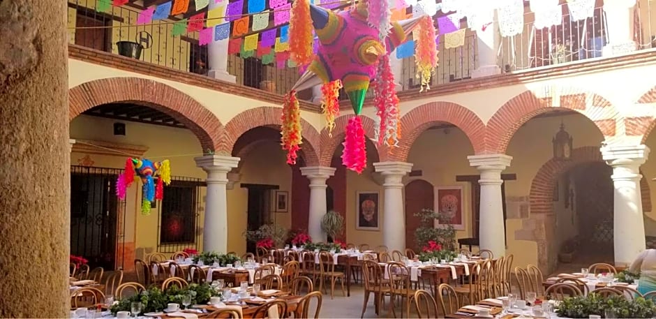 Hotel Siglo XVII Art Gallery