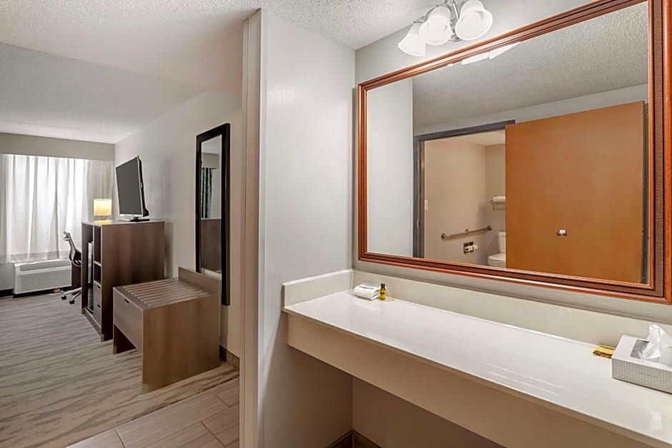Best Western Plus Knoxville Cedar Bluff