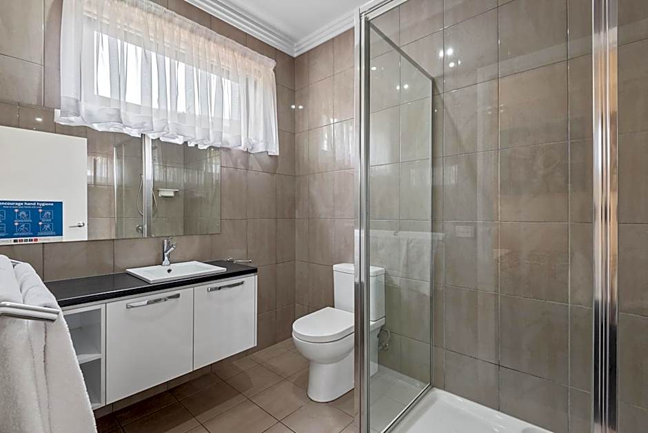 Comfort Inn Deakin Palms