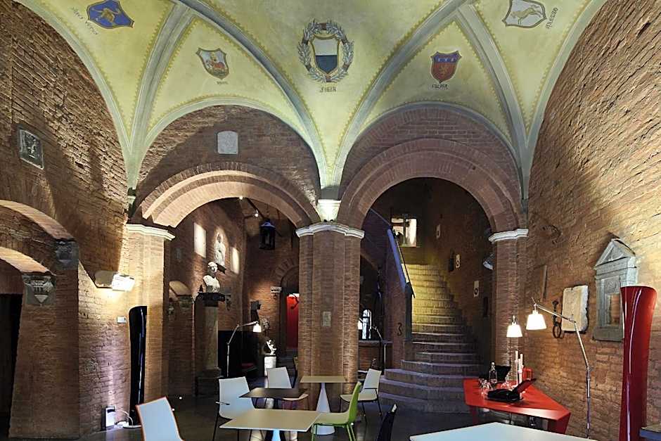 Palazzetto Rosso - Art Hotel