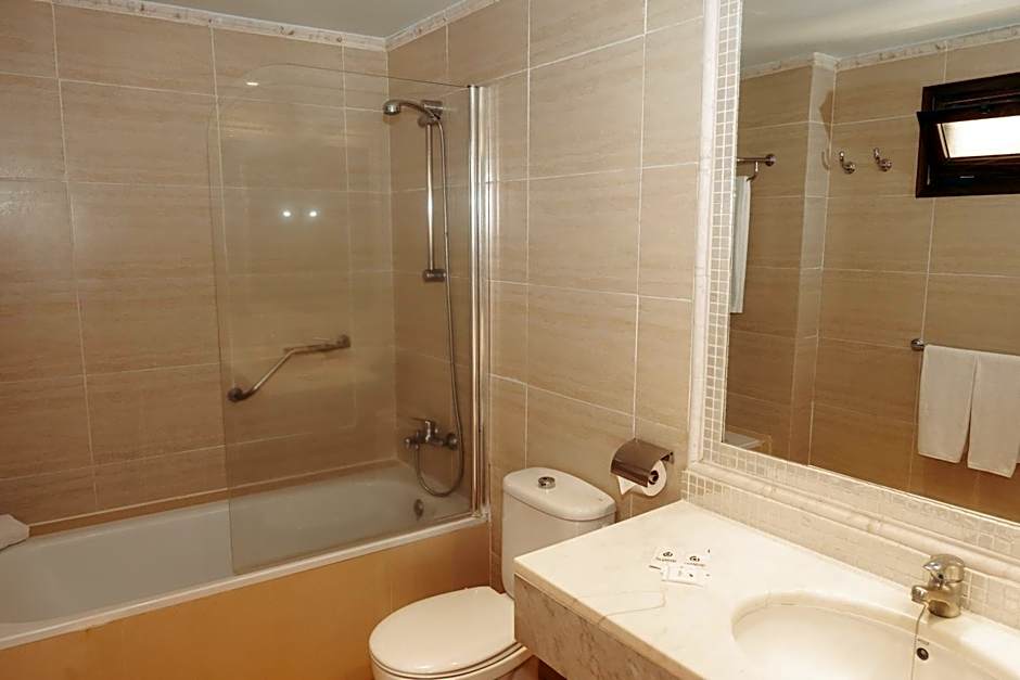 Hotel LIVVO Lago Taurito & Aquapark