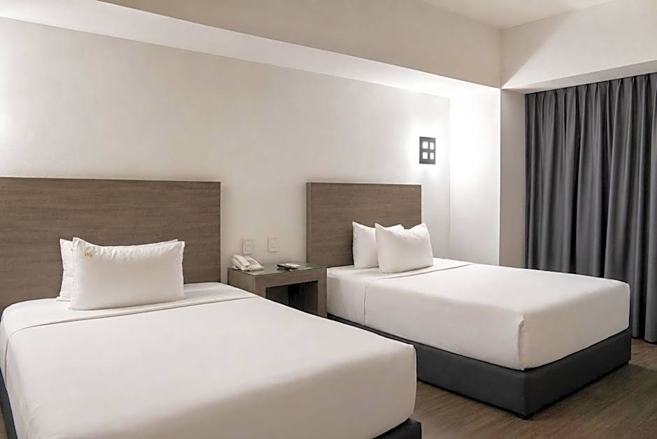 We Hotel Aeropuerto