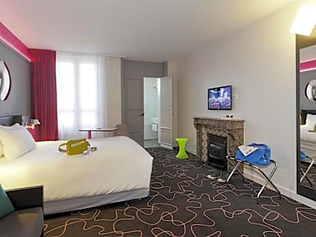 Standard Family Suite with One Double Bed and Sofa