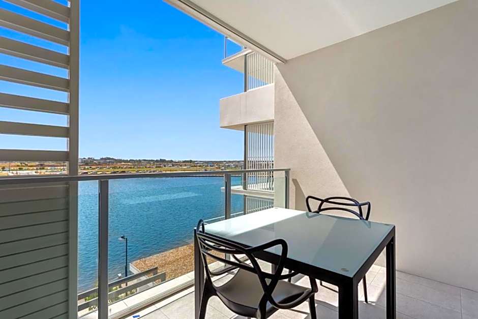 North Shore Oceanside Kawana