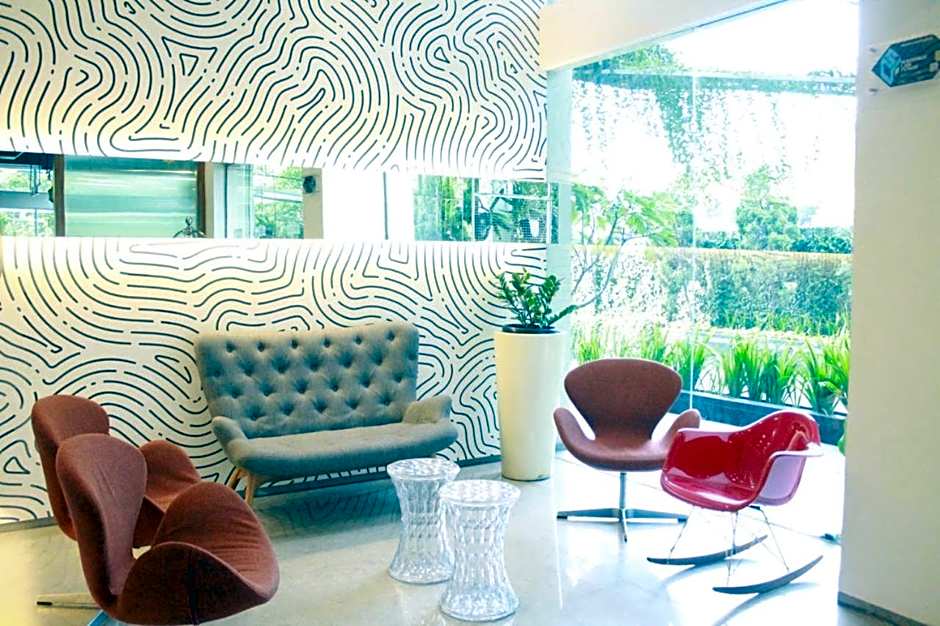 Zuri Express Lippo Cikarang Hotel