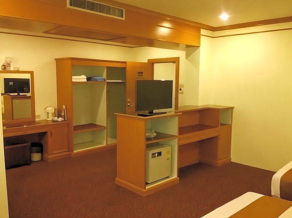 Merlin Grand Hotel