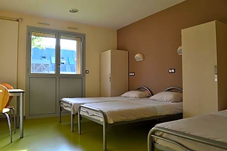 Triple Room with Private Bathroom
