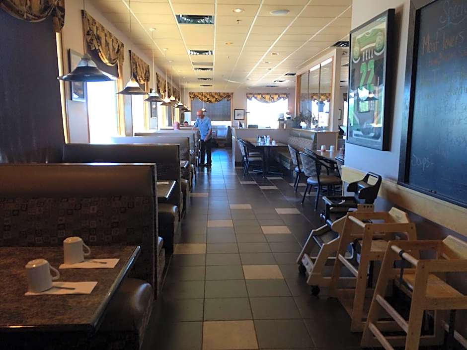 Super 8 by Wyndham Drayton Valley