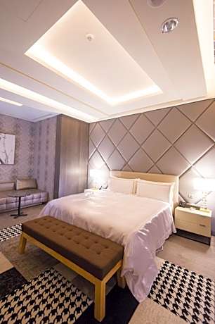 Standard Room - Check-In After 9:00 PM