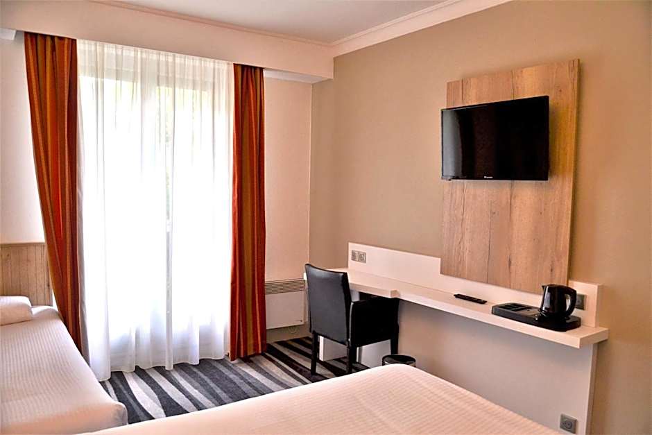 Kyriad Hotel Tours Centre