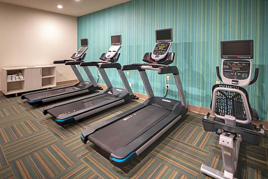 Holiday Inn Express & Suites N Waco Area - West By IHG