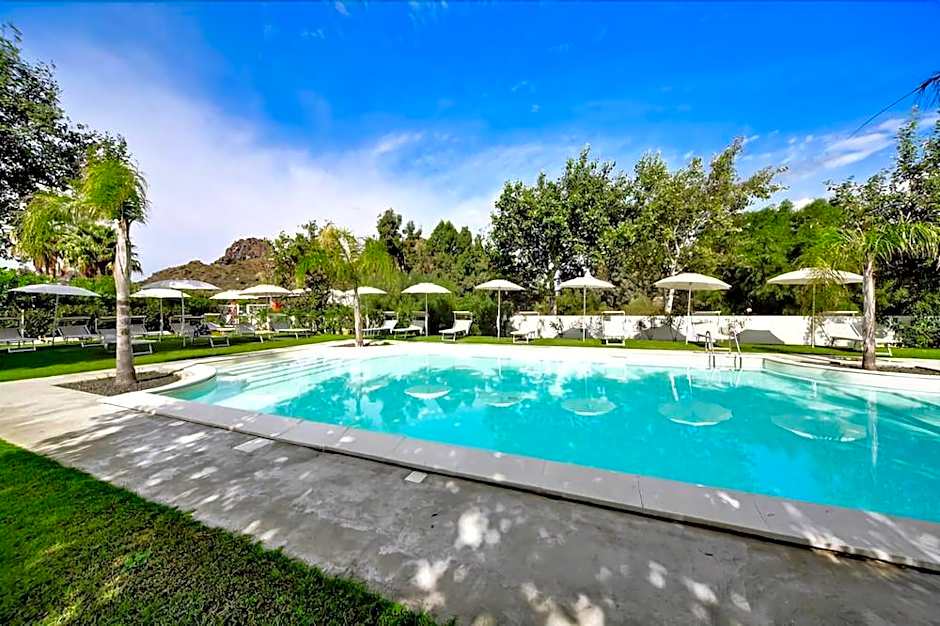 Garden Hotel