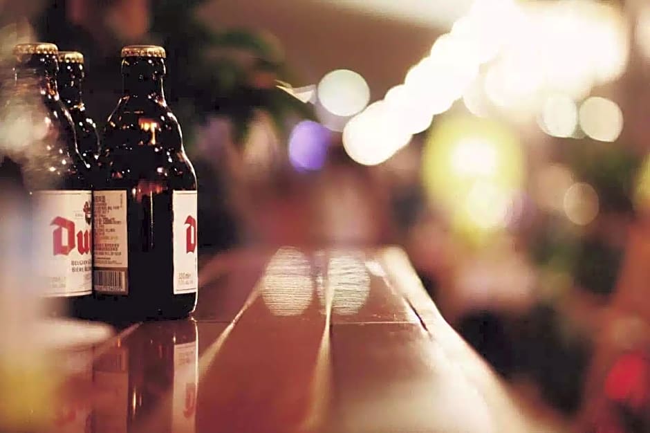 Xi'An Busy Hotel Bell Tower City Wall