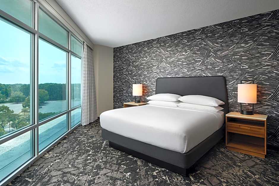 Embassy Suites by Hilton Hampton Convention Center