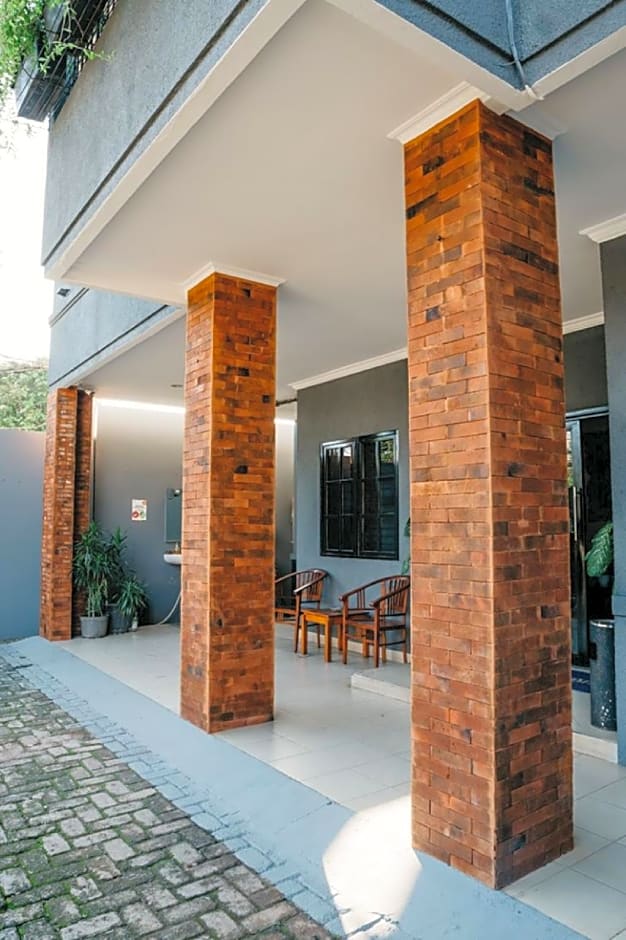 Tuju Abuserin Syariah