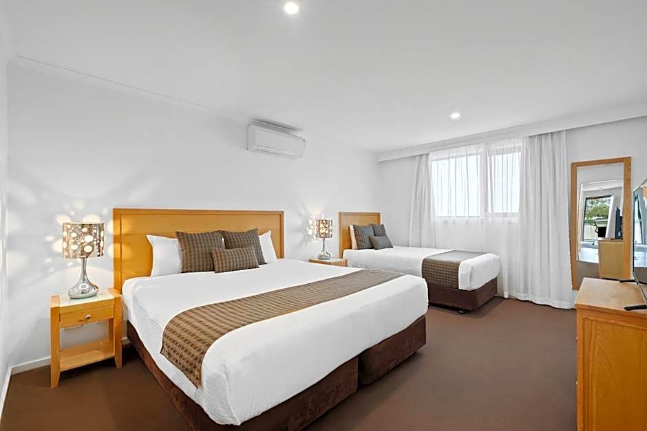 New Crossing Place Motel