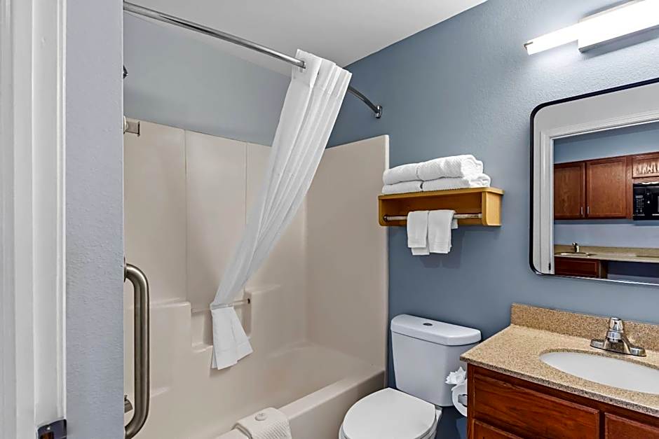 Suburban Studios Clarksville-Louisville North