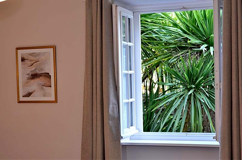 Demeures & Châteaux - Hôtel de la porte Saint-Malo - DINAN