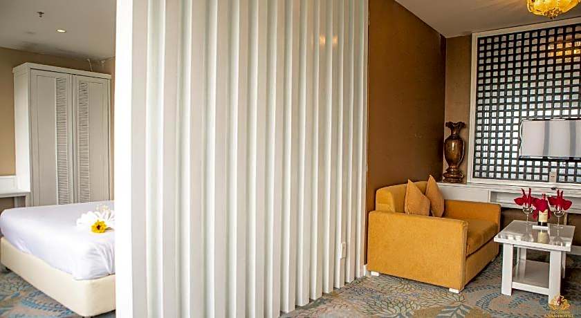 Ninh Kieu Fortuneland Hotel