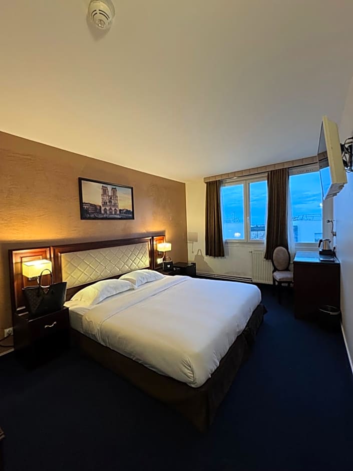 Hotel Grand Paris