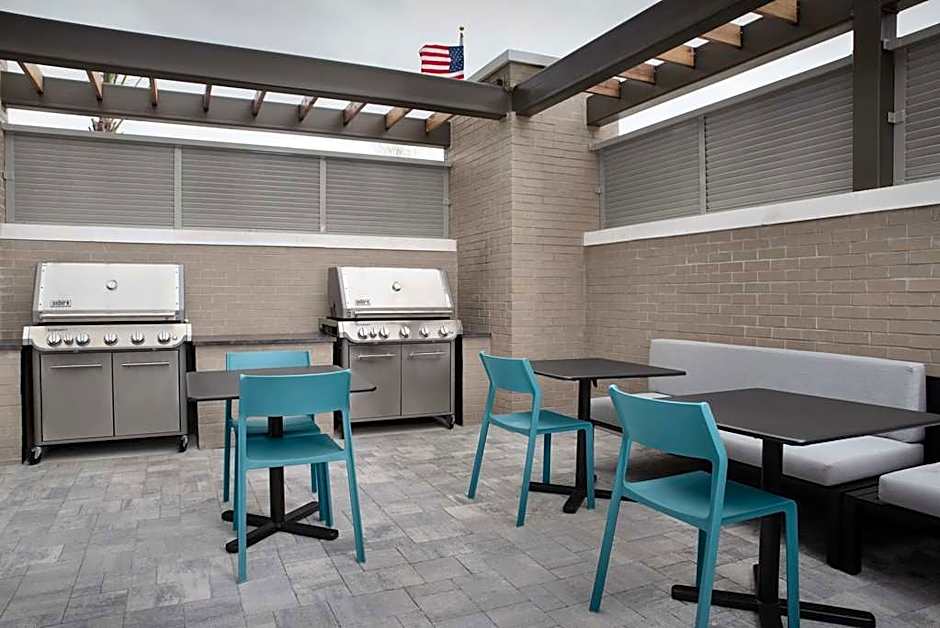 Home2 Suites by Hilton Lakeland North I 4