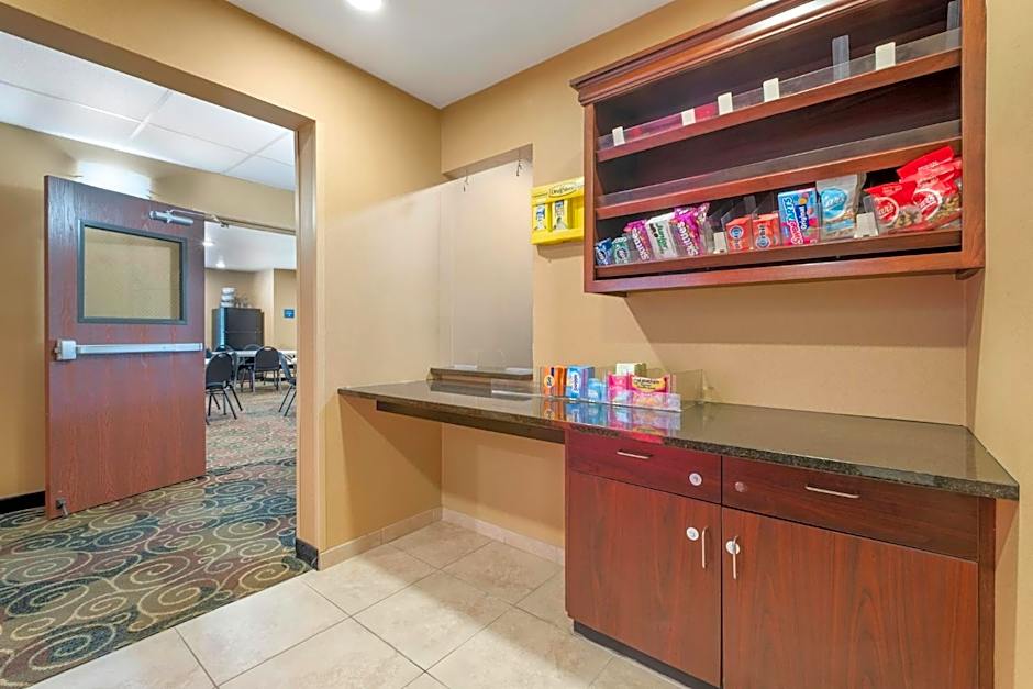 Red Roof Inn Charlestown