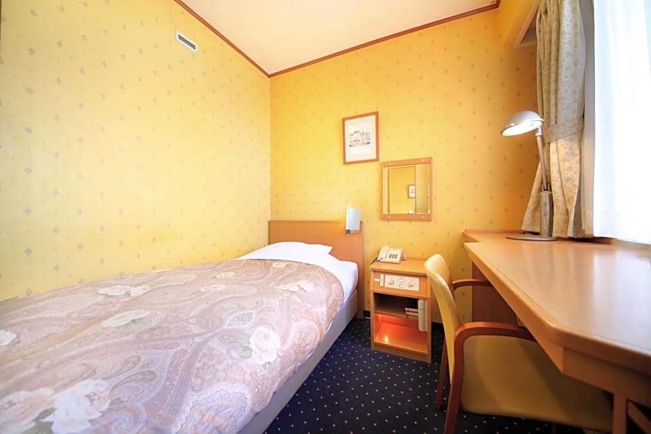 Niigata Station Hotel