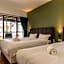 Roxy Sematan Villa & Townhouse