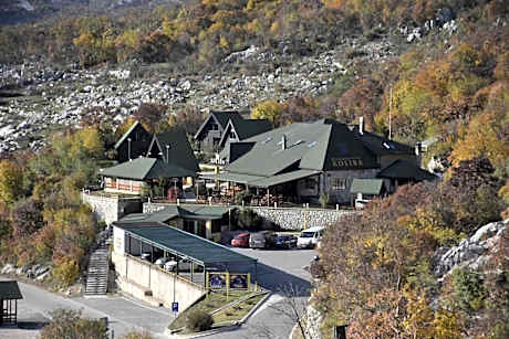 OSTROG Aparthotel KOLIBA-VLASTNIŠTVO MANASTIRA OSTROG