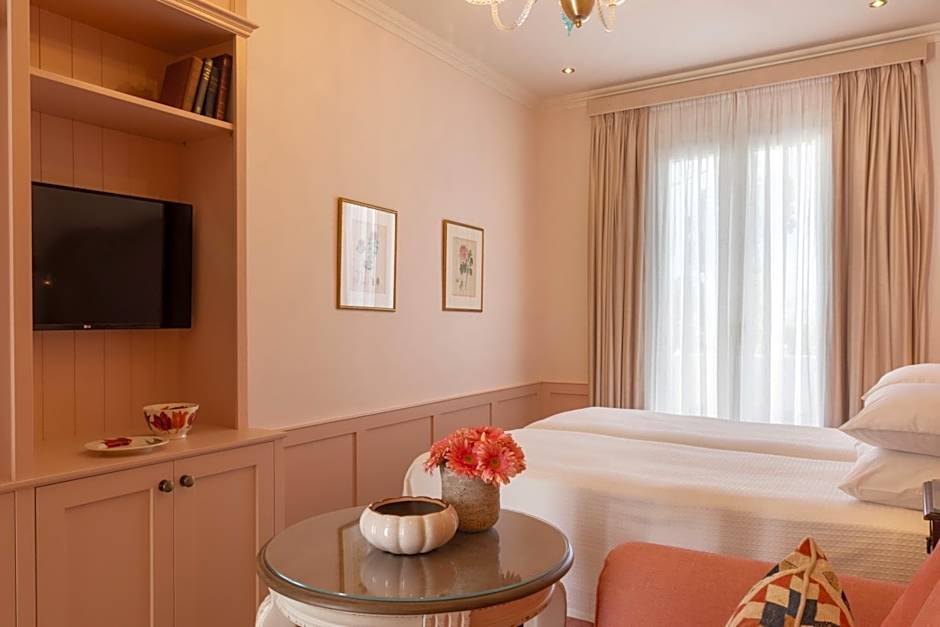 Despotiko Hotel