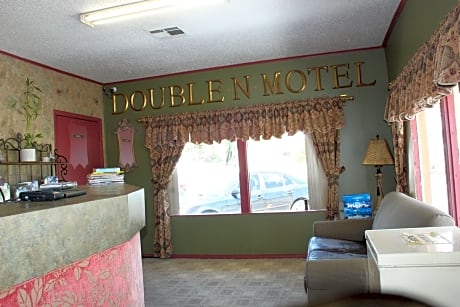 Double N Motel