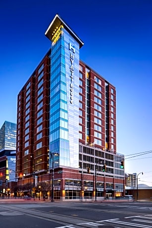 Hyatt House Charlotte Center City