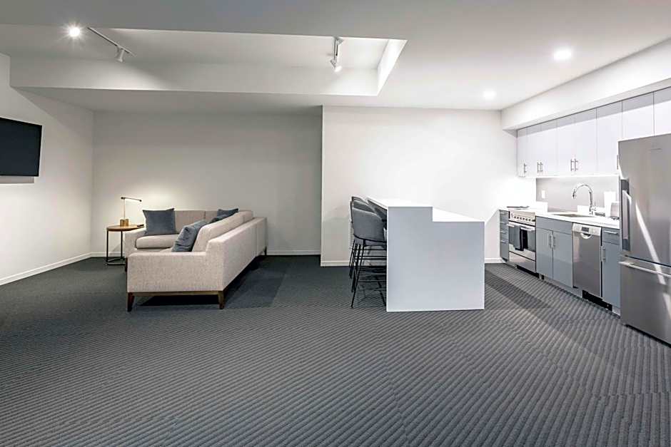 Hotel Chauncey Iowa City, Tapestry Collection by Hilton – Iowa City, IA