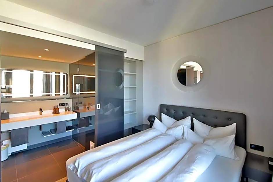 Sky Aparthotel
