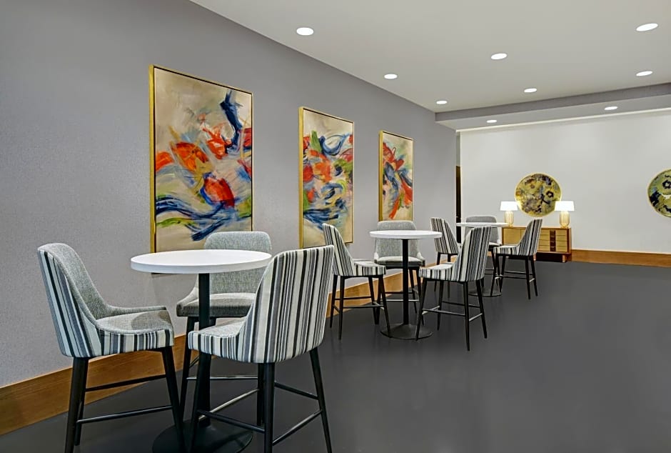 Holiday Inn Express - Houston - Galleria Area, an IHG Hotel