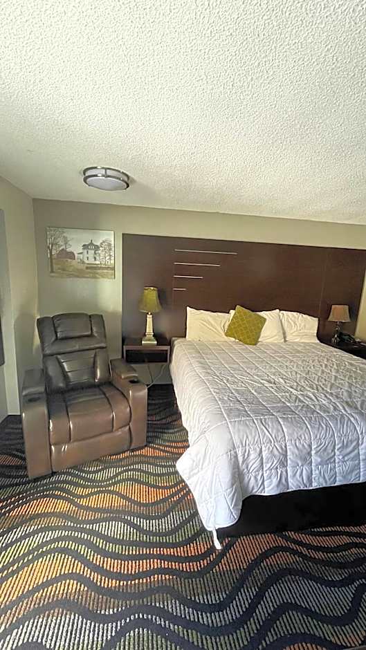 Country Town N' Suites