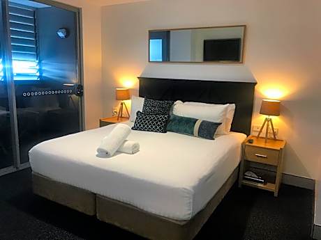 2 Bedroom