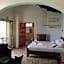 Lazare Picault Hotel
