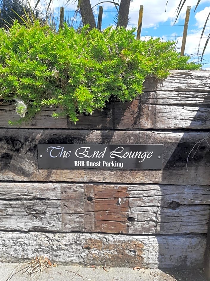 The End Lounge B&B