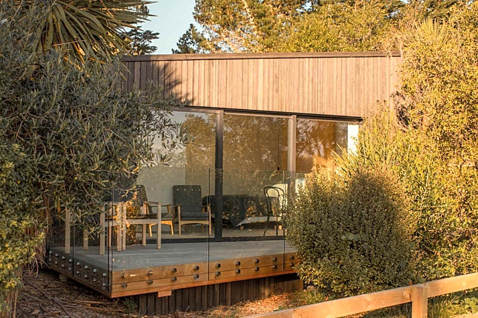 Tussock Hill Vineyard Retreats