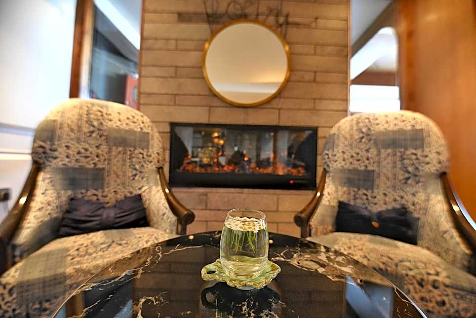 The Cedar Grand Hotel & Spa