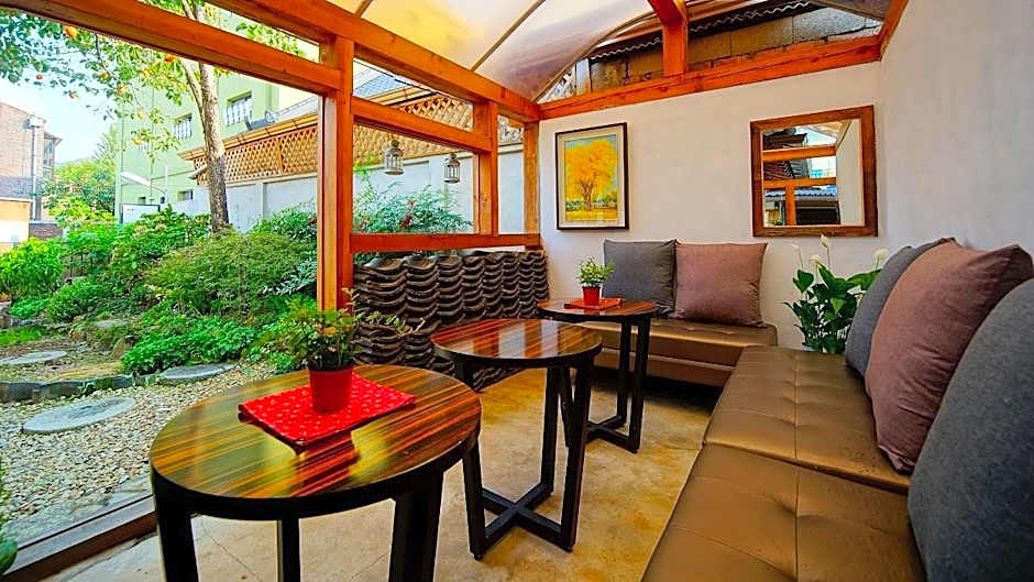 Hanok Midam – Jeonju, 