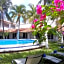 Hotel Plaza Almendros