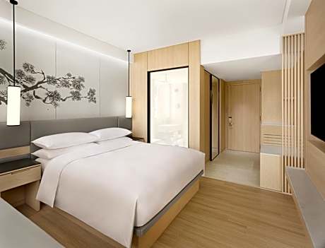 Standard King Room