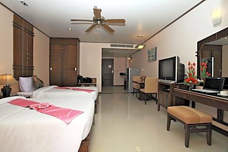 Deluxe Twin Room